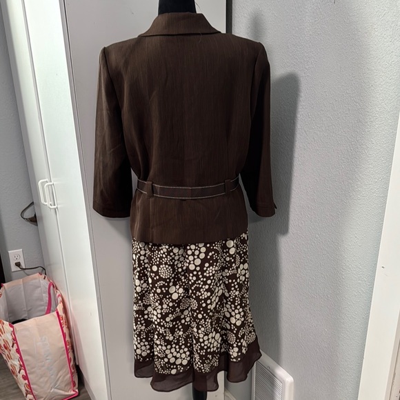 Studio I Chocolate Brown and Cream Midi Skirt and Jacket - Picture 4 of 4